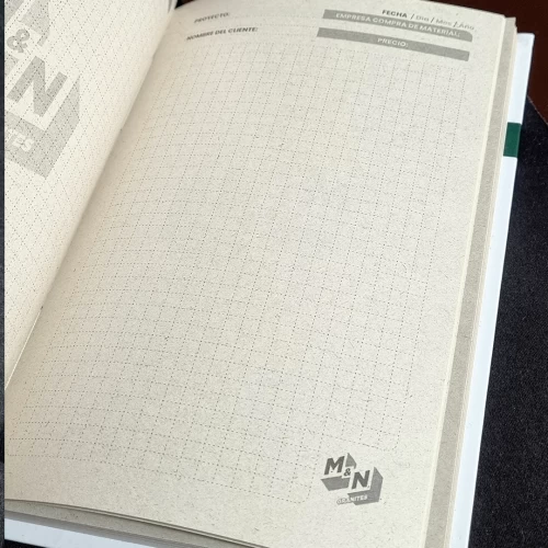 Agendas cosidas, con hojas internas personalizadas